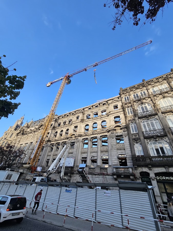 THÉO GRUAS E CONSTRUÇÕES foto 2
