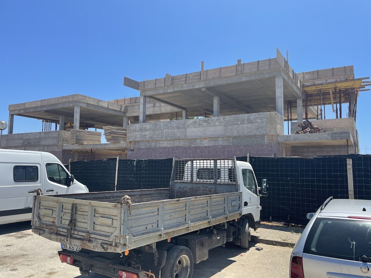 VAconstrumais - Construção, Remodelação, Cofragem e Moldagem de Aço foto 2