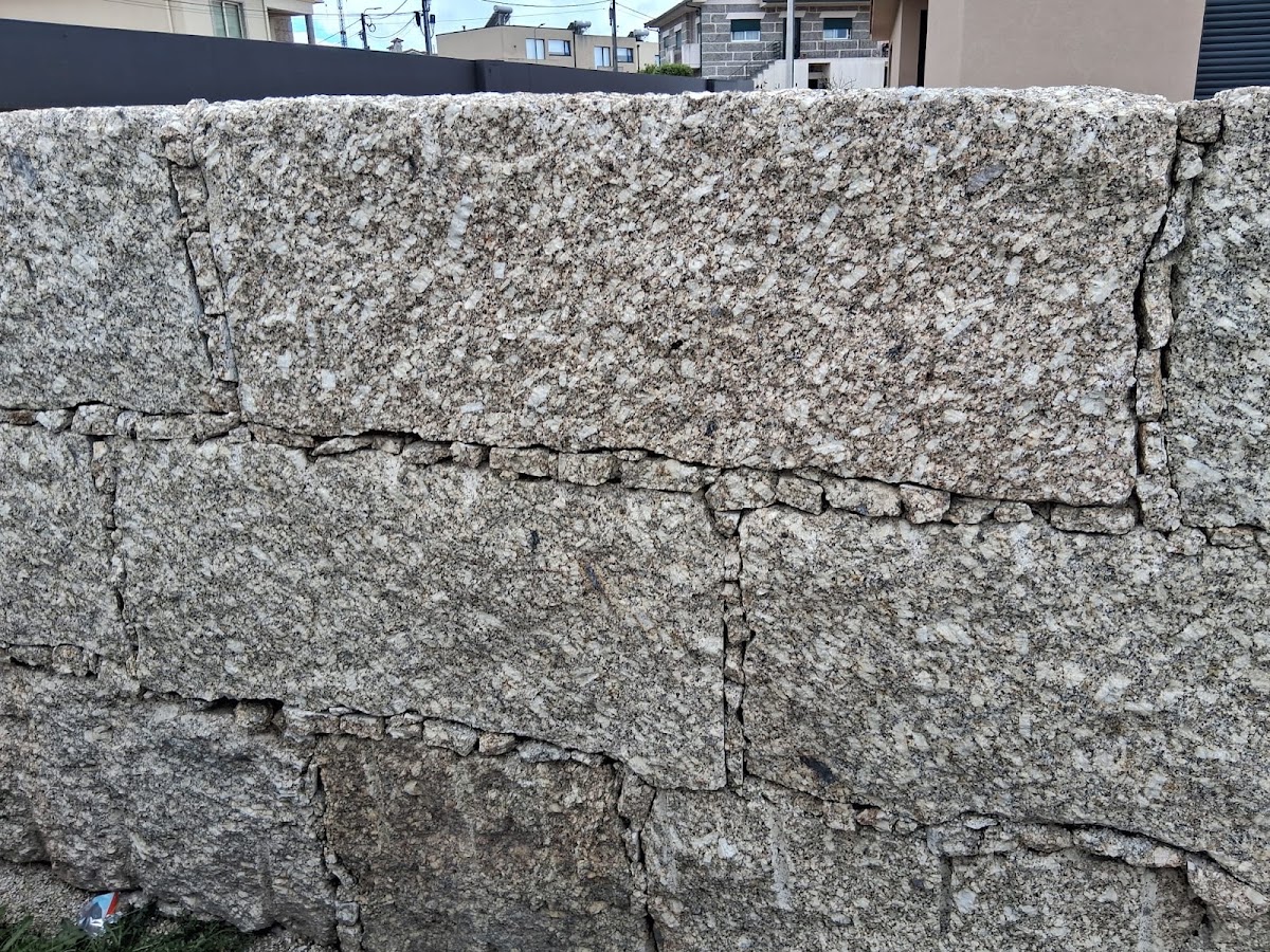 Motivo Rústico – Construções e Terraplanagens foto 3