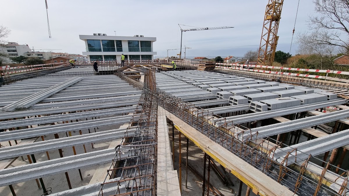 MRU CONSTRUÇÕES MARCO REGO UNIP LDA