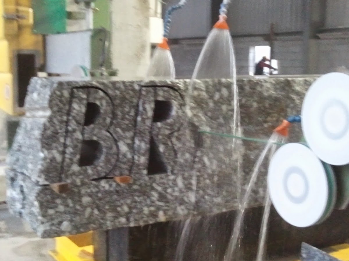 Britaminho - Granitos e Britas do Minho, lda foto 2
