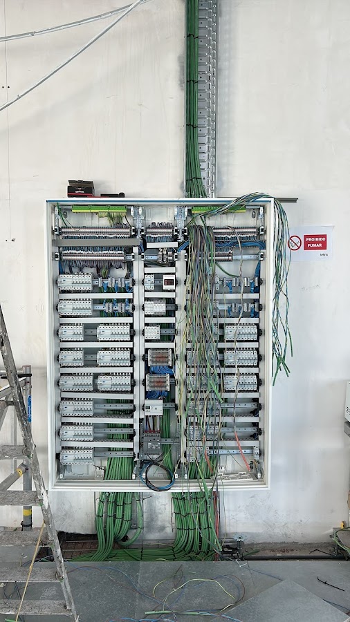 AMAGUST Instalações Elétricas foto 2