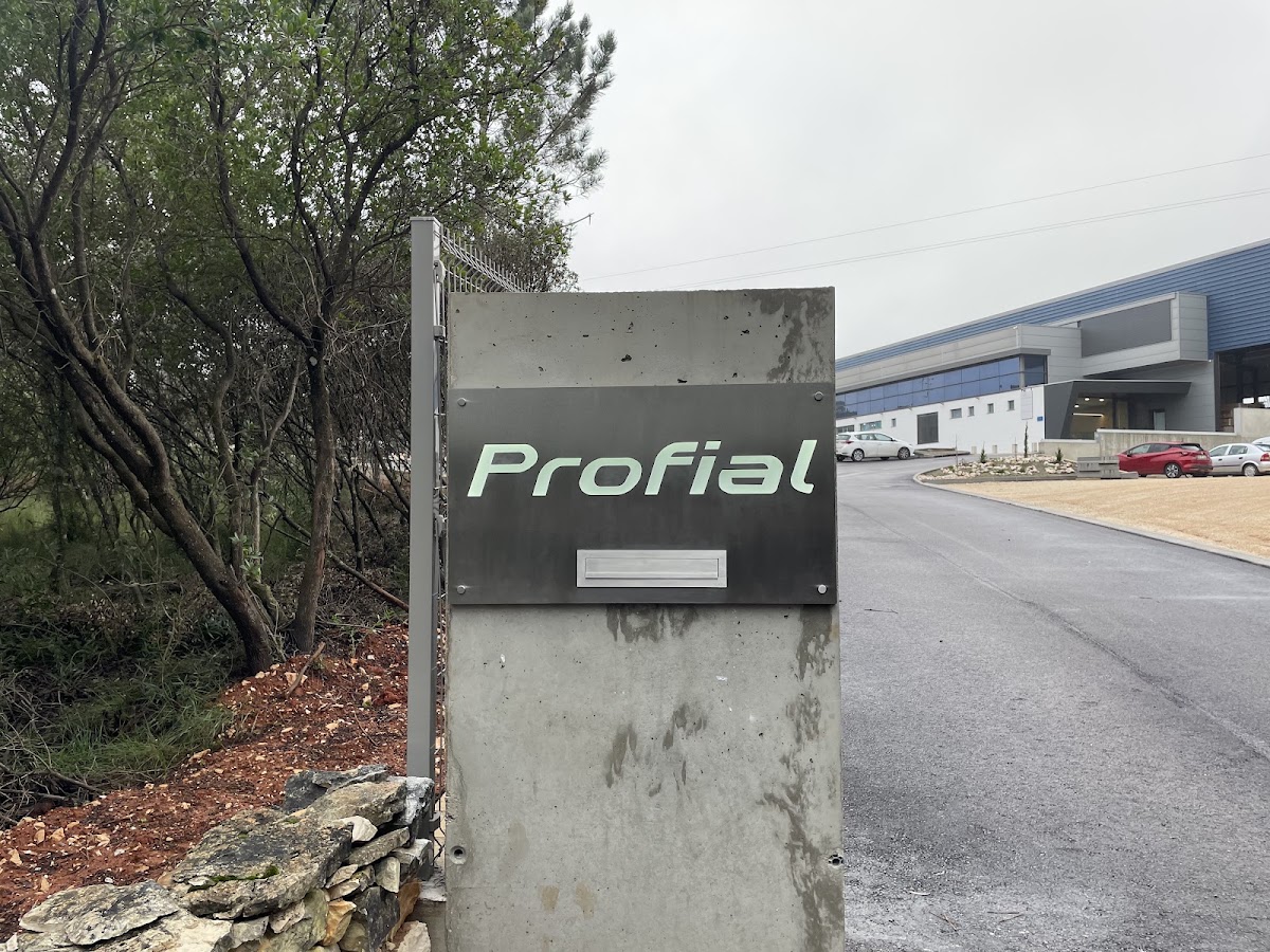 Profial - Profissionais de Alumínio, SA foto 2