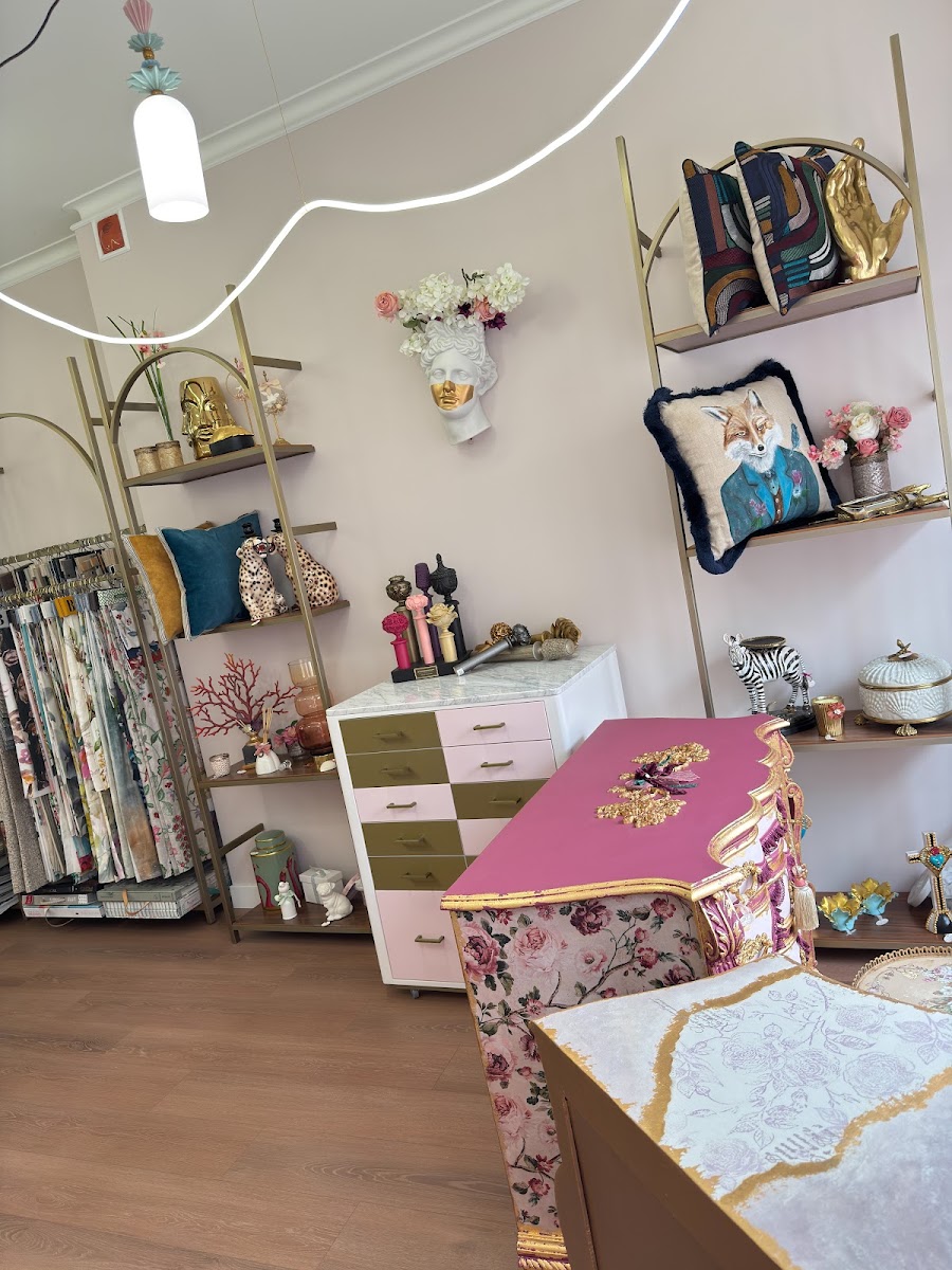 Emporium Deluxe foto 4