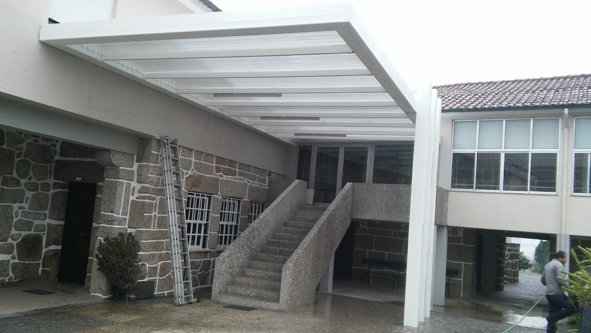 Serralharia JC (Serralharia Civil - José Joaquim Oliveira Carvalho Filhos Lda) foto 2