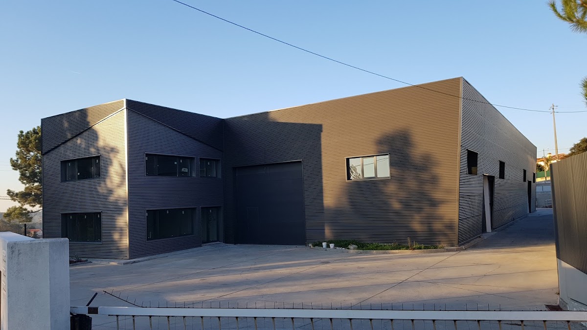 PROWIN - Industria de Caixilharias em PVC
